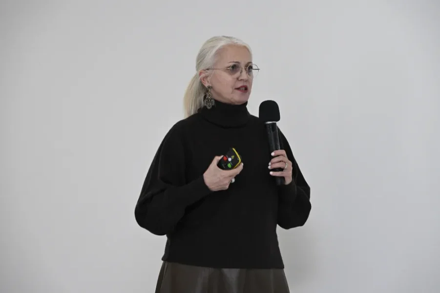 _DKA3760